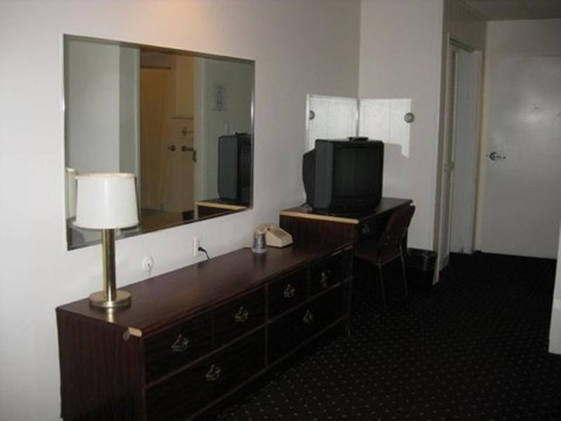 Tomac Motor Inn Morris Plains Room photo